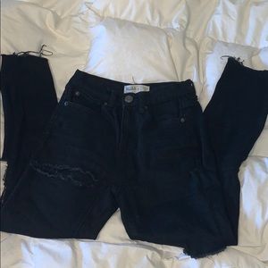 Distressed Black Skinny Jeans